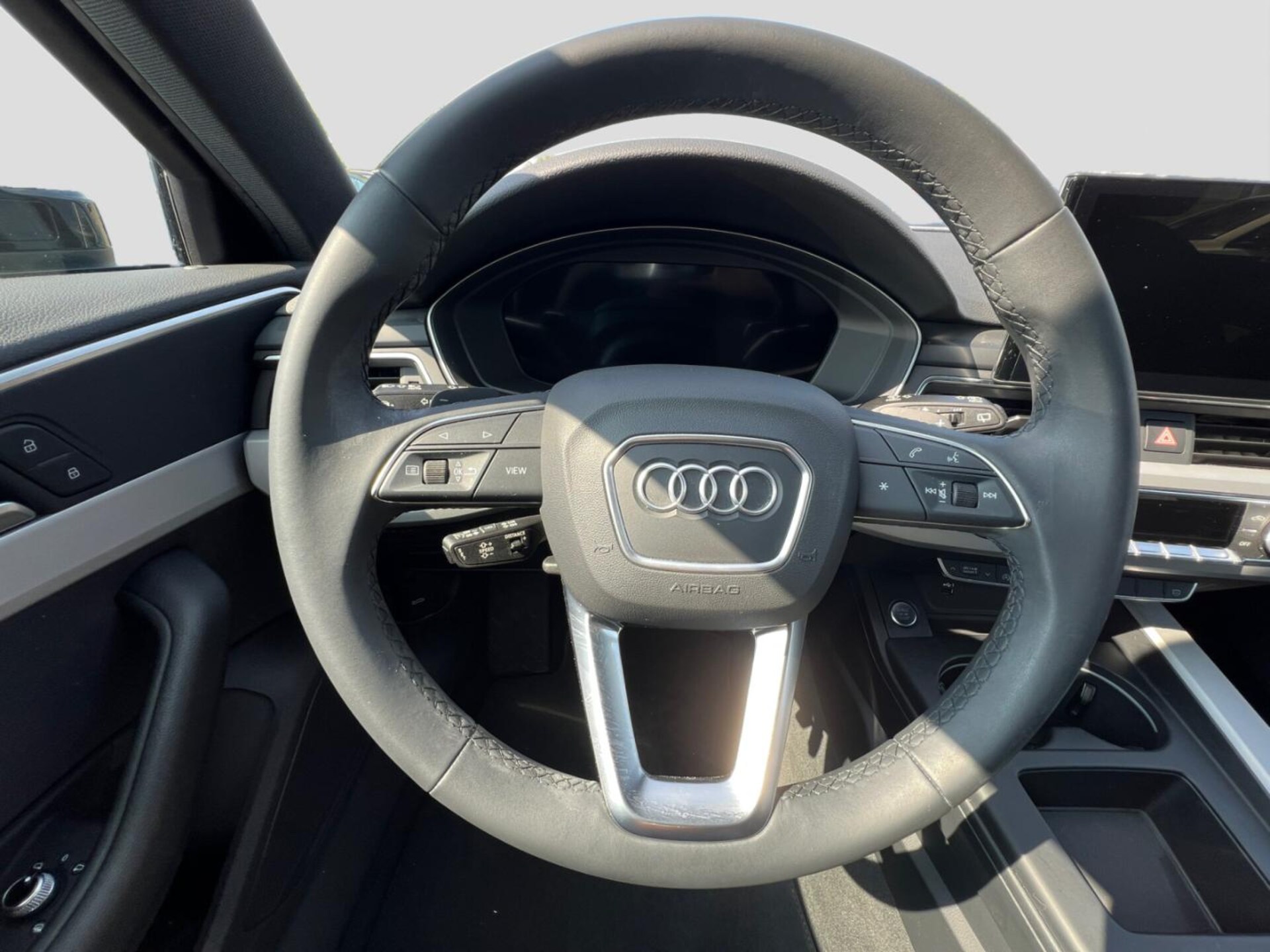 Audi A4 Avant S line