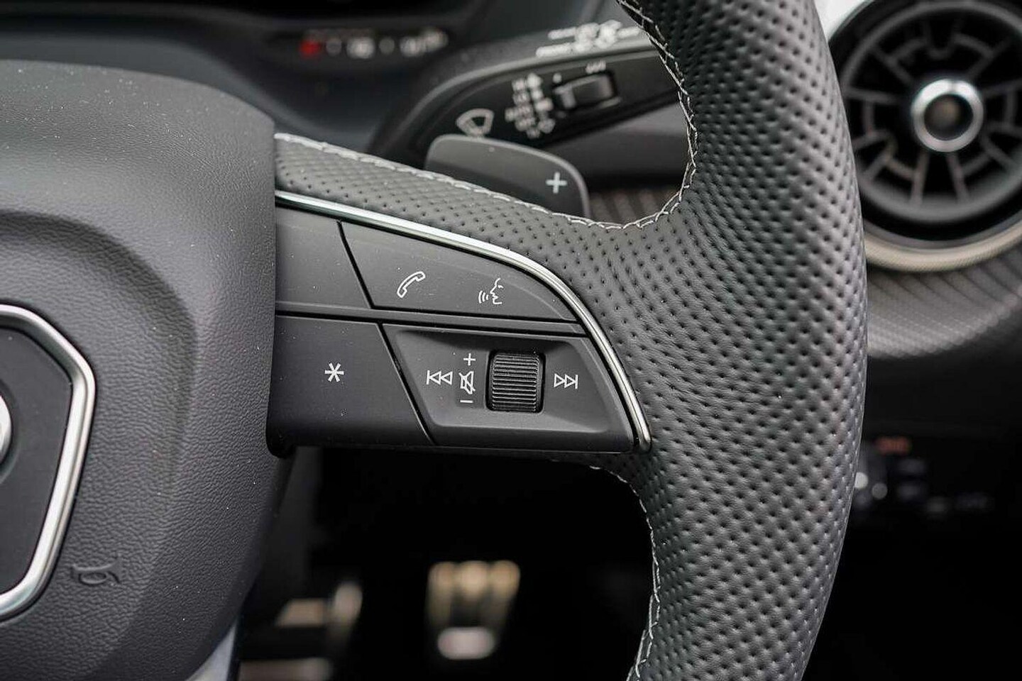 Image about Audi SQ2 TFSI quattro S tronic