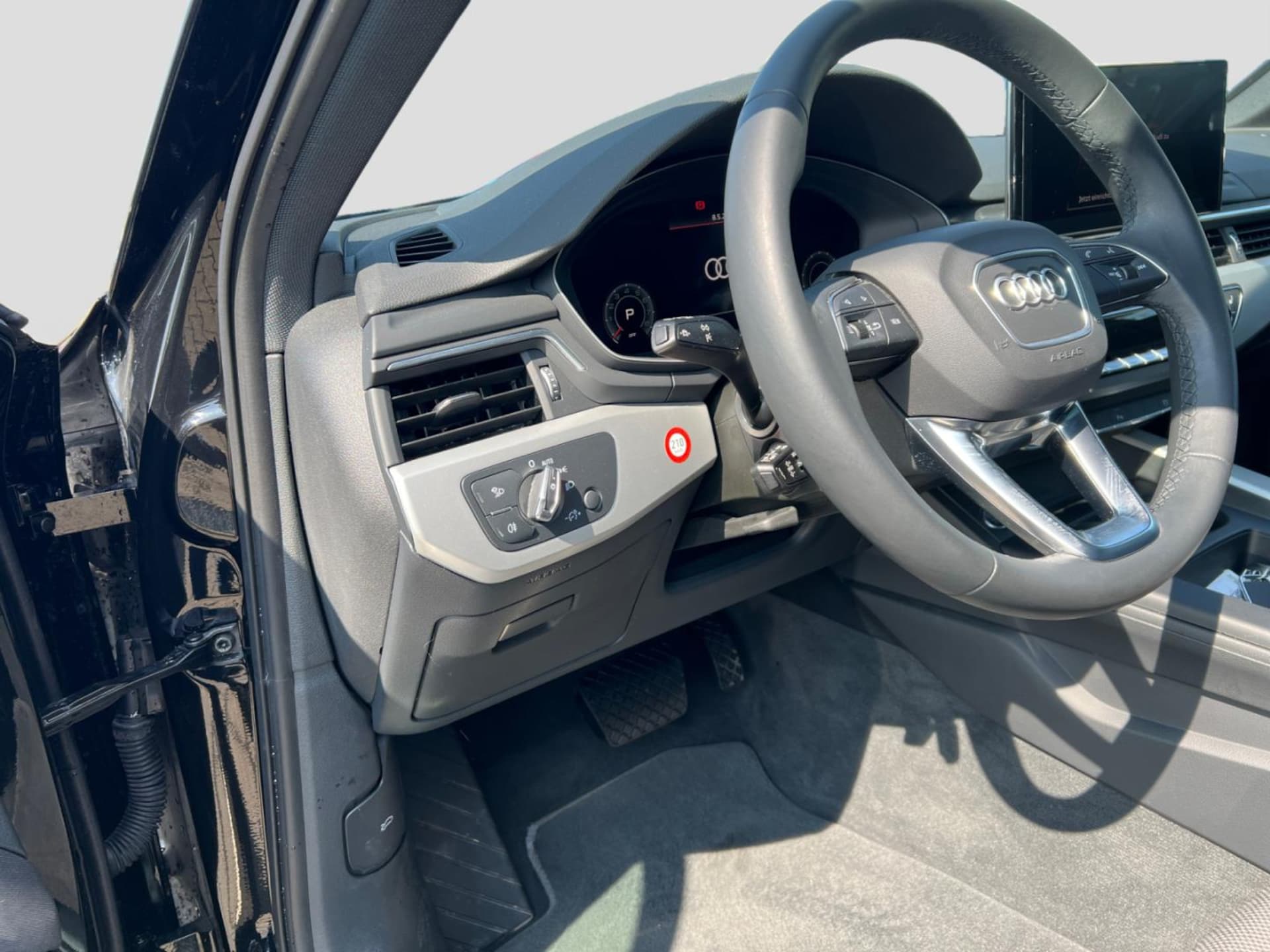 Audi A4 Avant S line