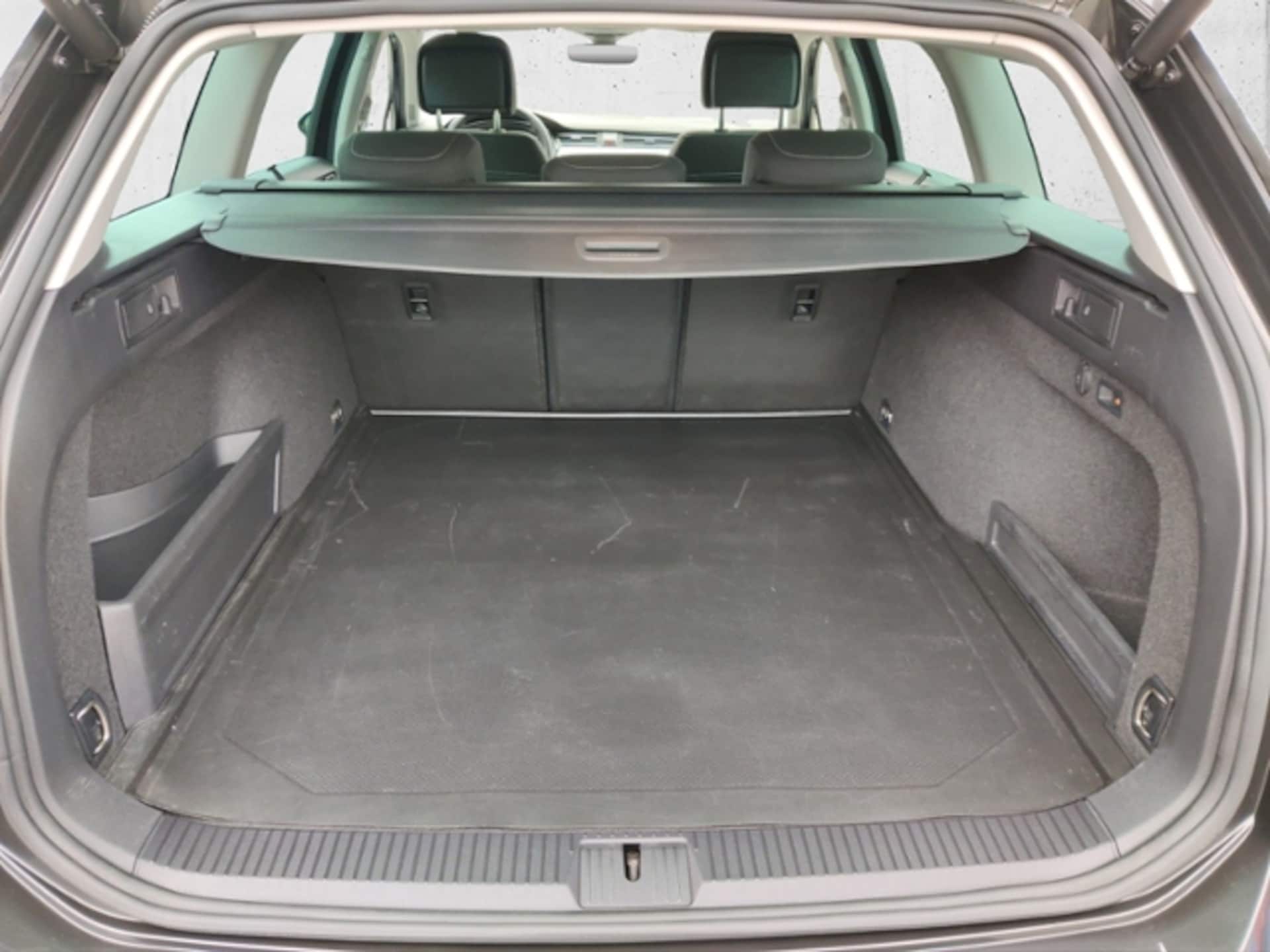Volkswagen Passat Variant Business