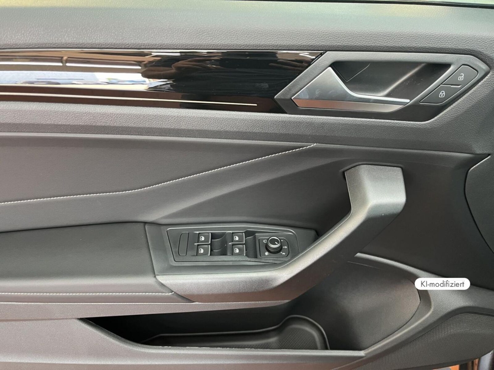 Volkswagen T-Roc Cabriolet – Bild 13