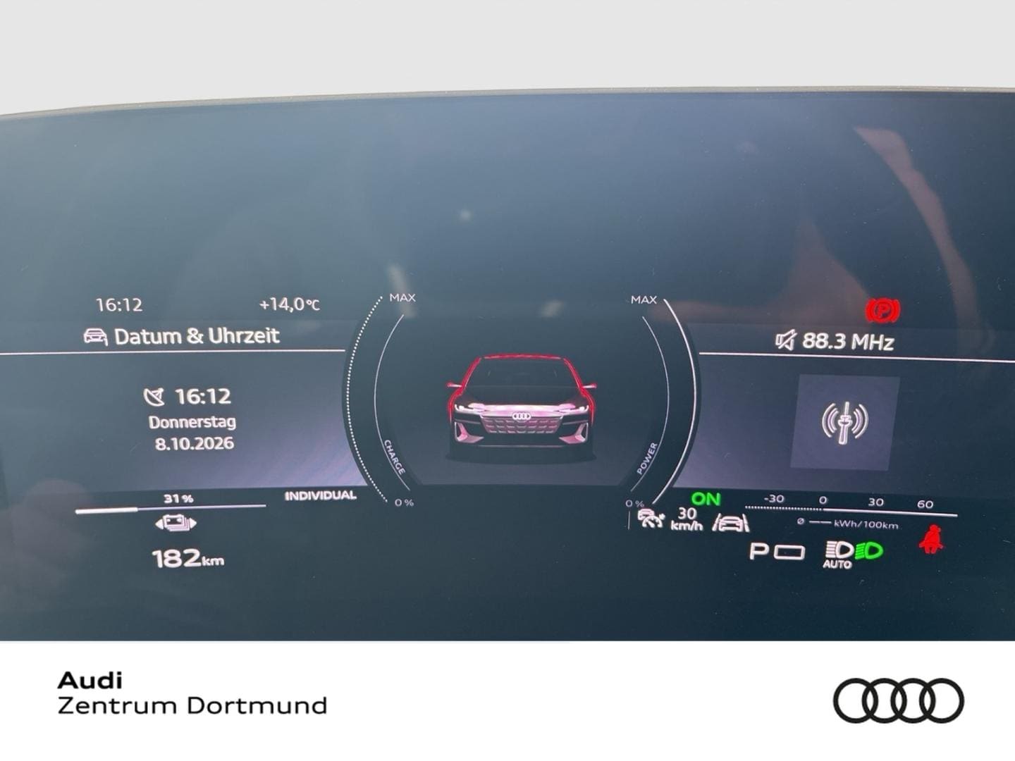 Bild über Audi A6 Sportback e-tron e-tron quattro - für weitere Informationen kontaktieren Sie den Audi Partner
