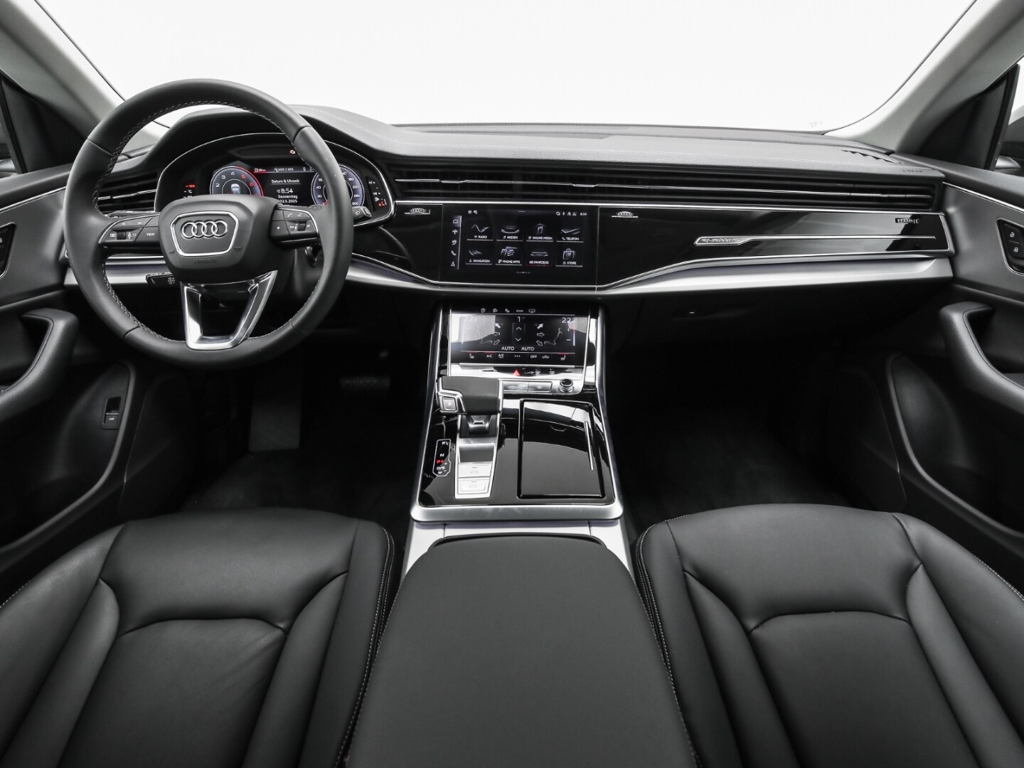Image about Audi Q8 SUV 55 TFSI quattro tiptronic