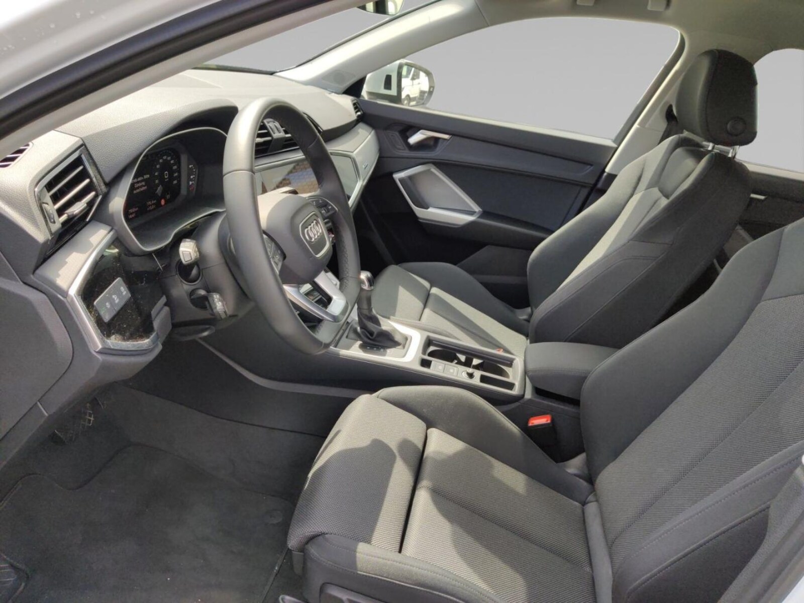 Audi Q3 – Bild 12