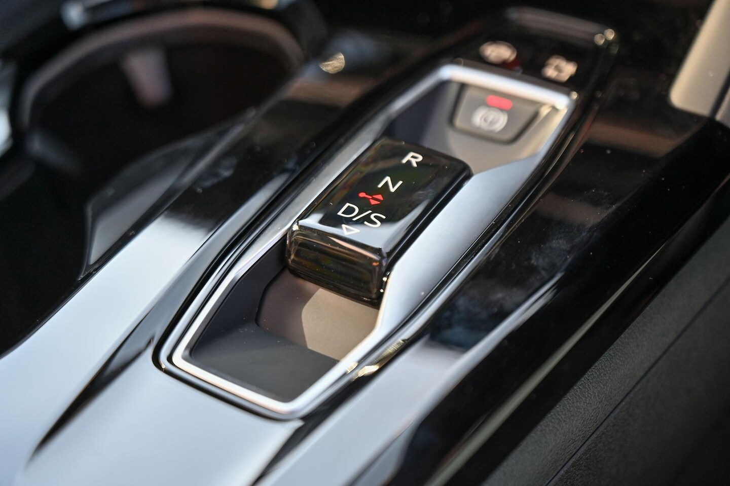 Image about Audi Q5 SUV e-hybrid quattro S tronic