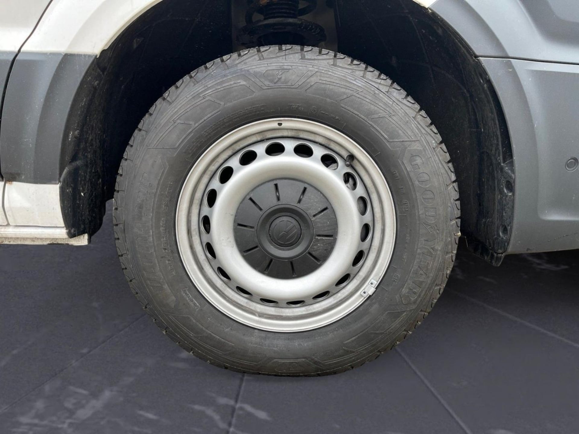 Volkswagen Crafter Kasten langer Radstand