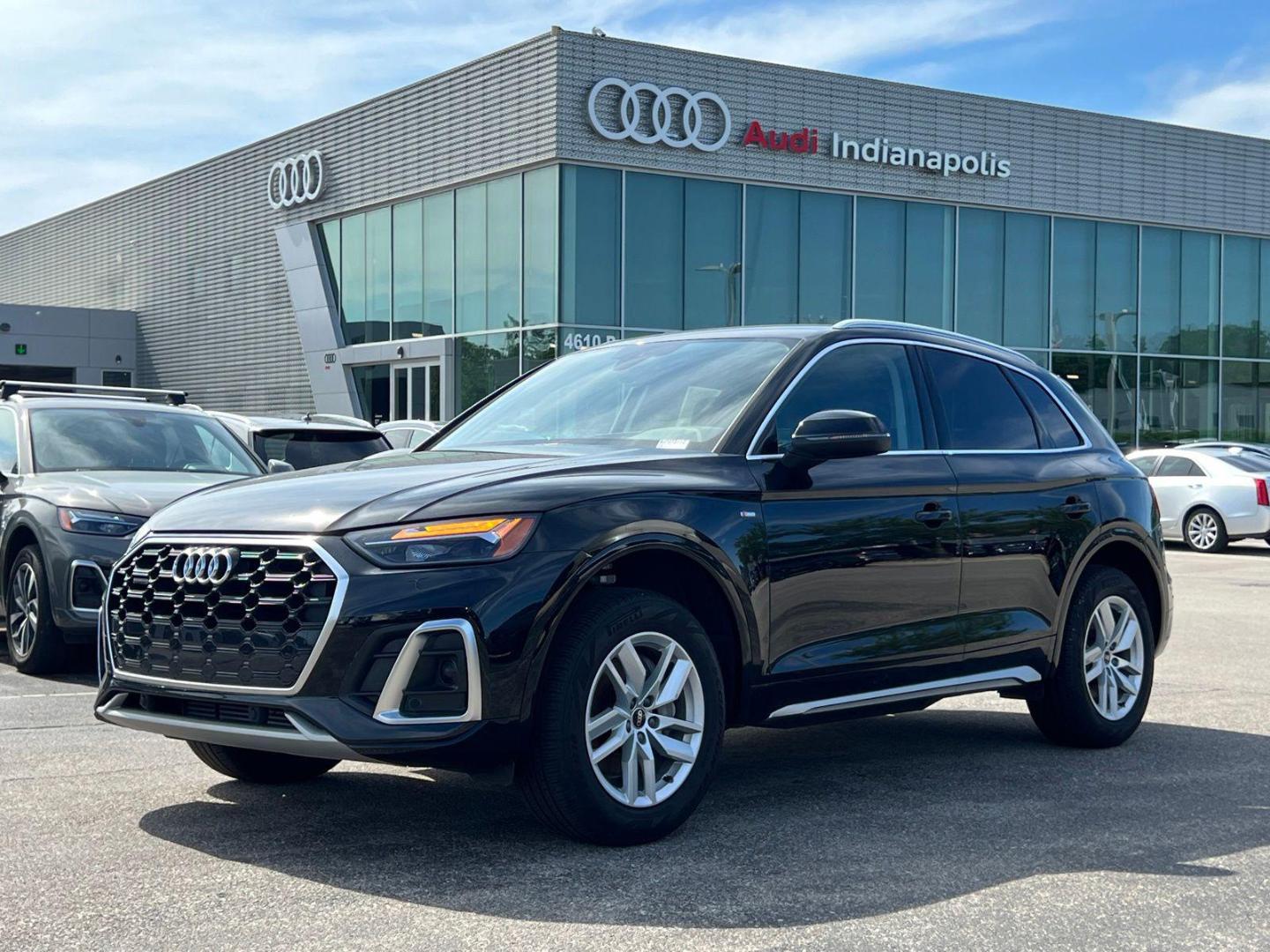 2024 Audi Q5 45 Premium's photo