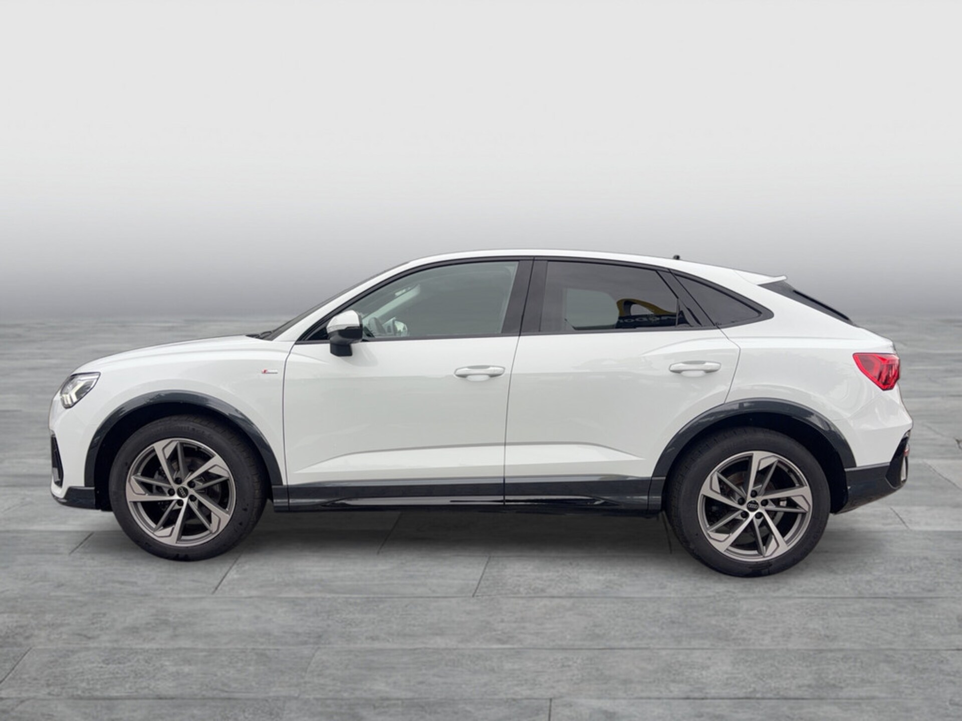 Audi Q3 Sportback S line