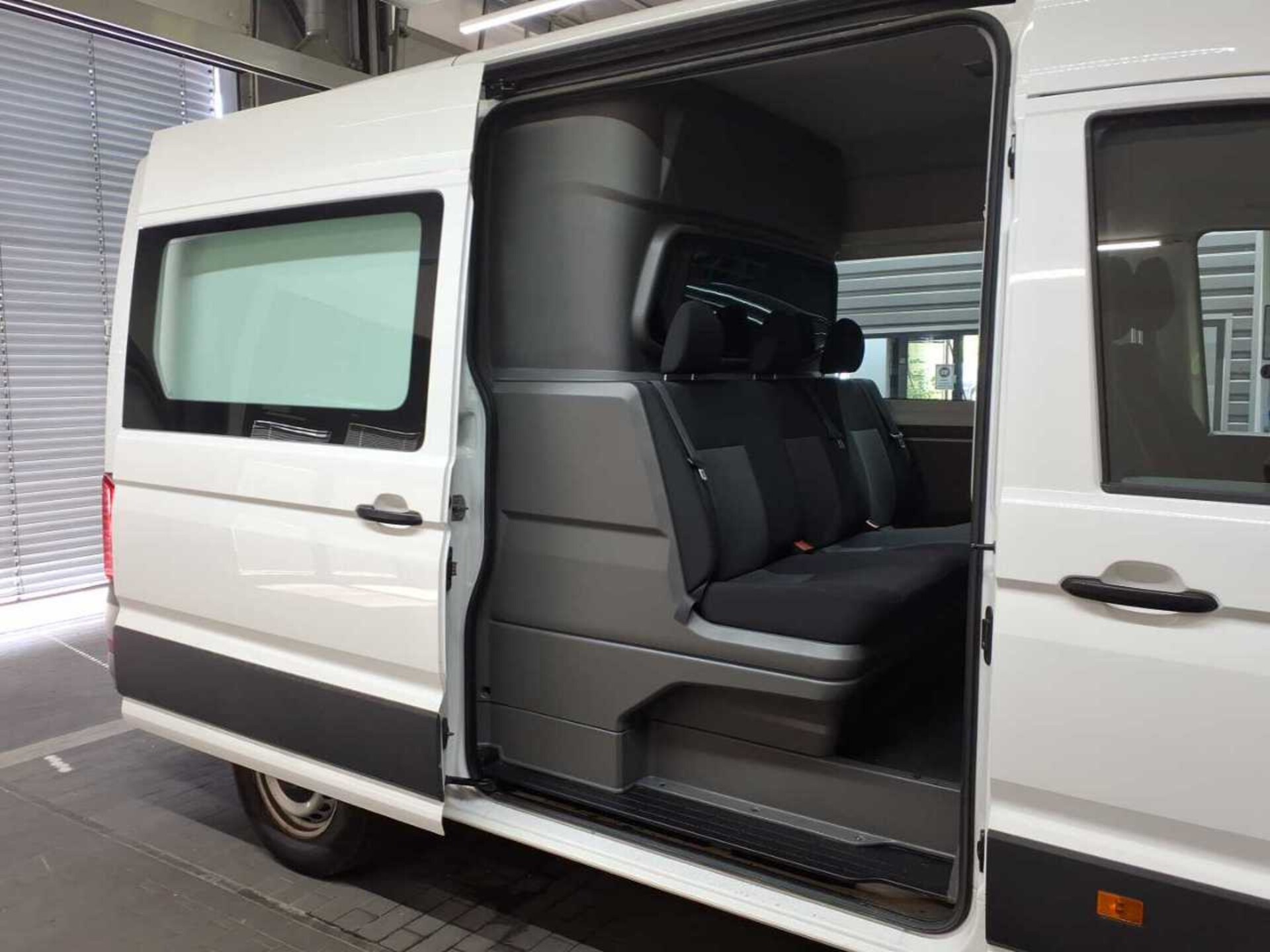 Volkswagen Crafter Kasten mittlerer Radstand