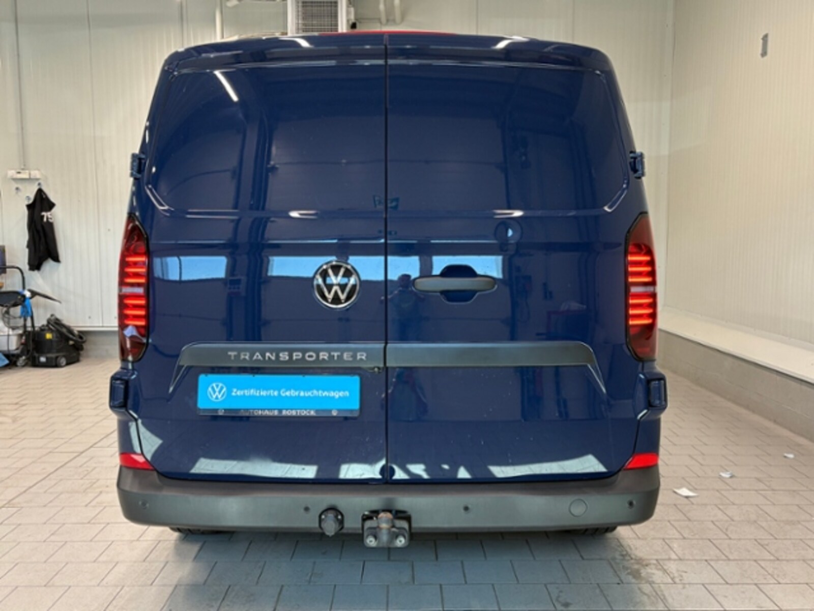 Volkswagen Transporter Kasten kurzer Radstand – Bild 5