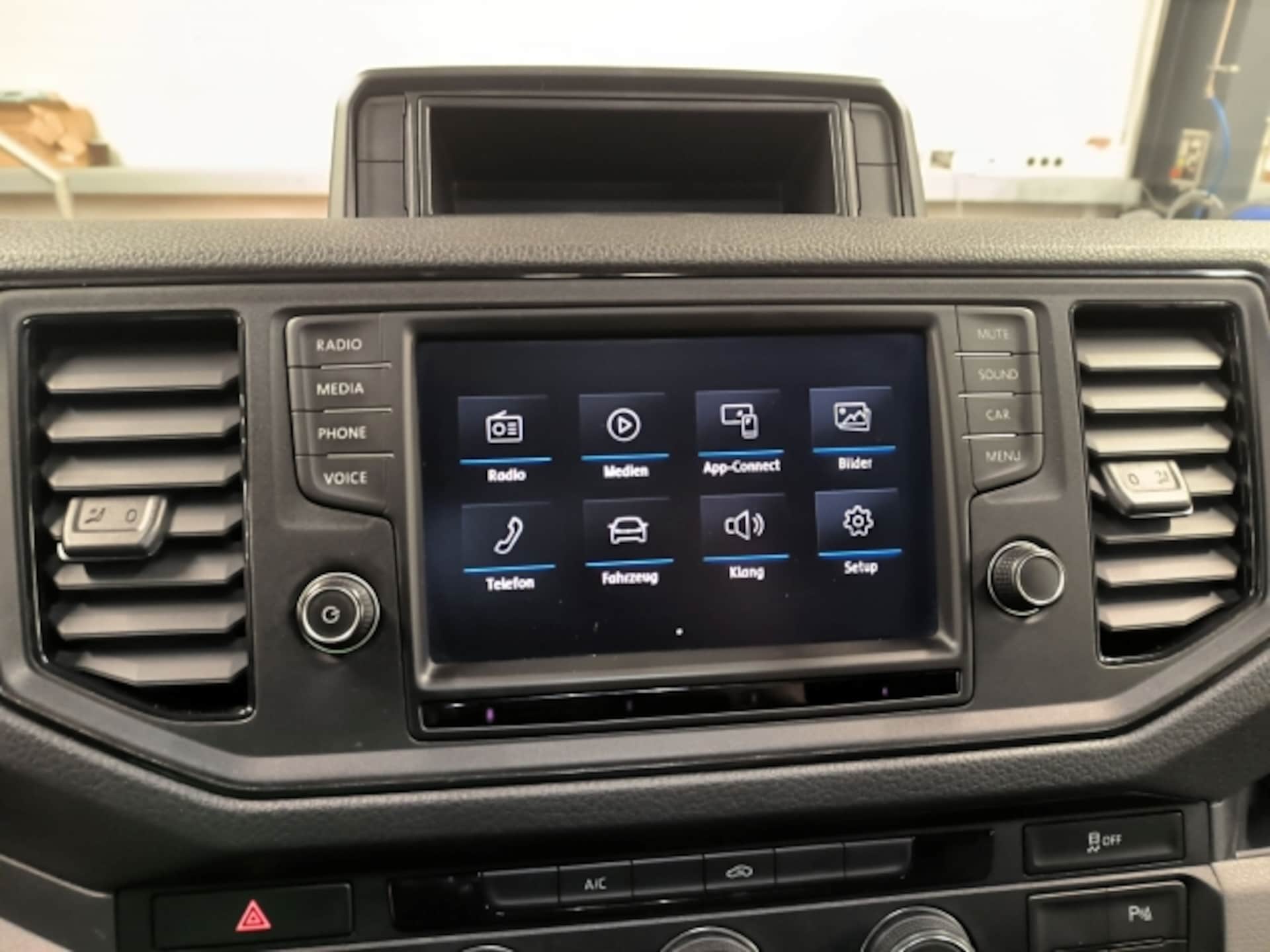 Volkswagen Crafter Kasten langer Radstand