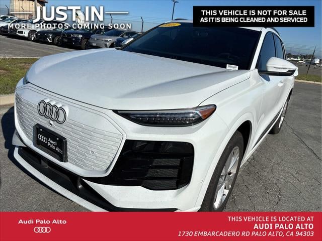 2025 Audi Q6 e-tron Premium Plus's photo