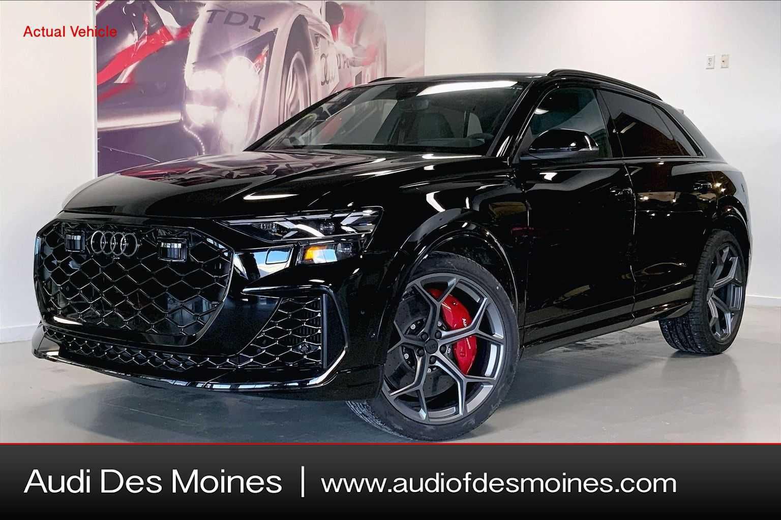 2026 Audi RS Q8 -'s photo