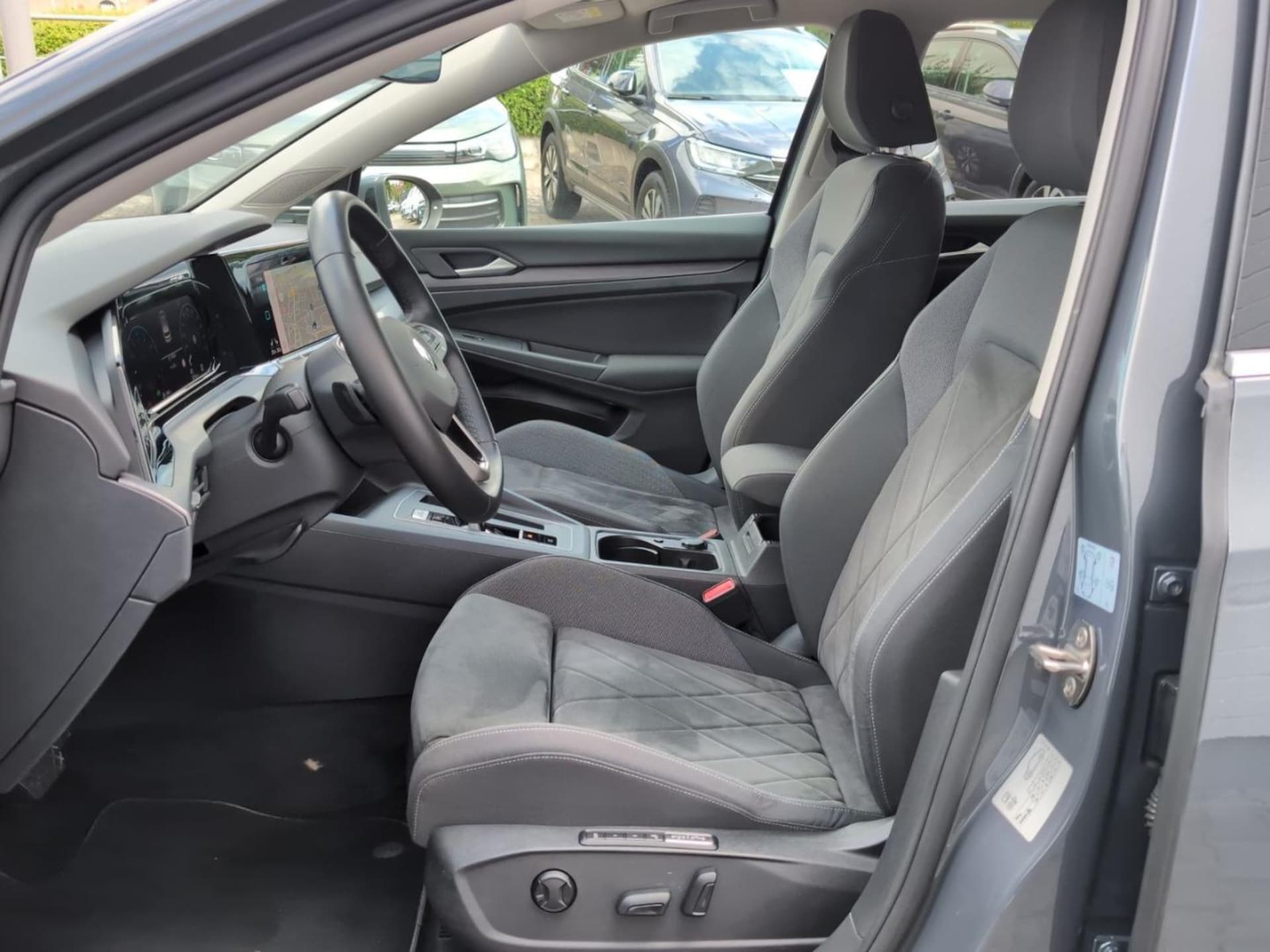 Volkswagen Golf Style
