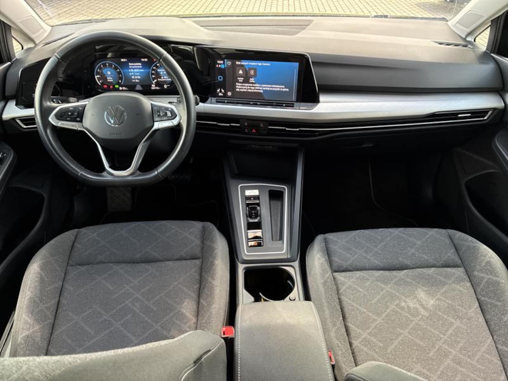 Volkswagen Golf Variant Life