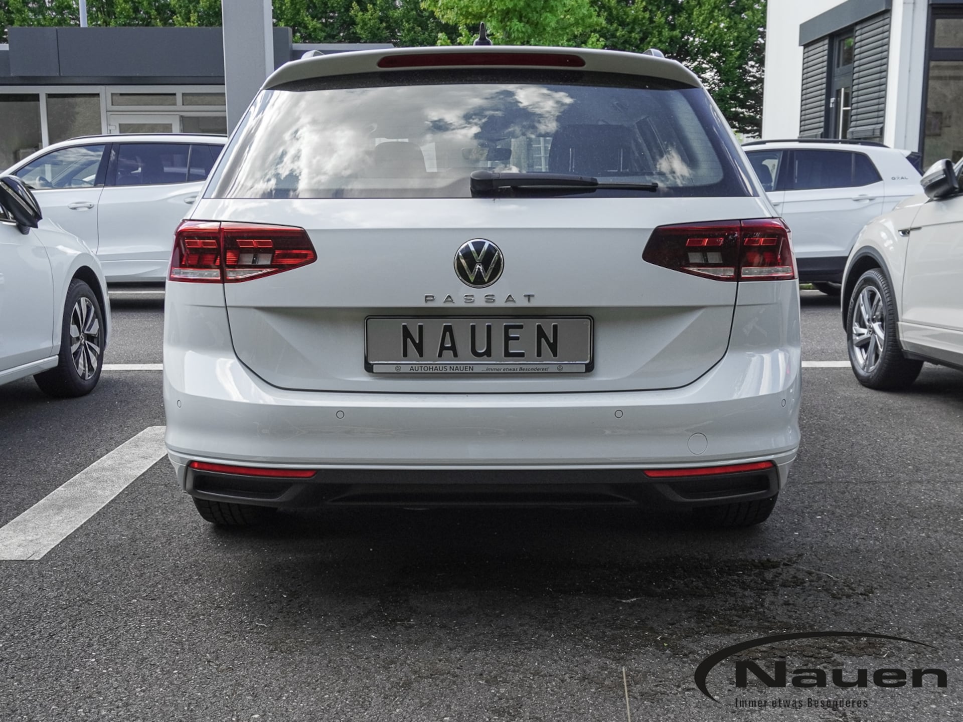 Volkswagen Passat Variant Basis-Modell