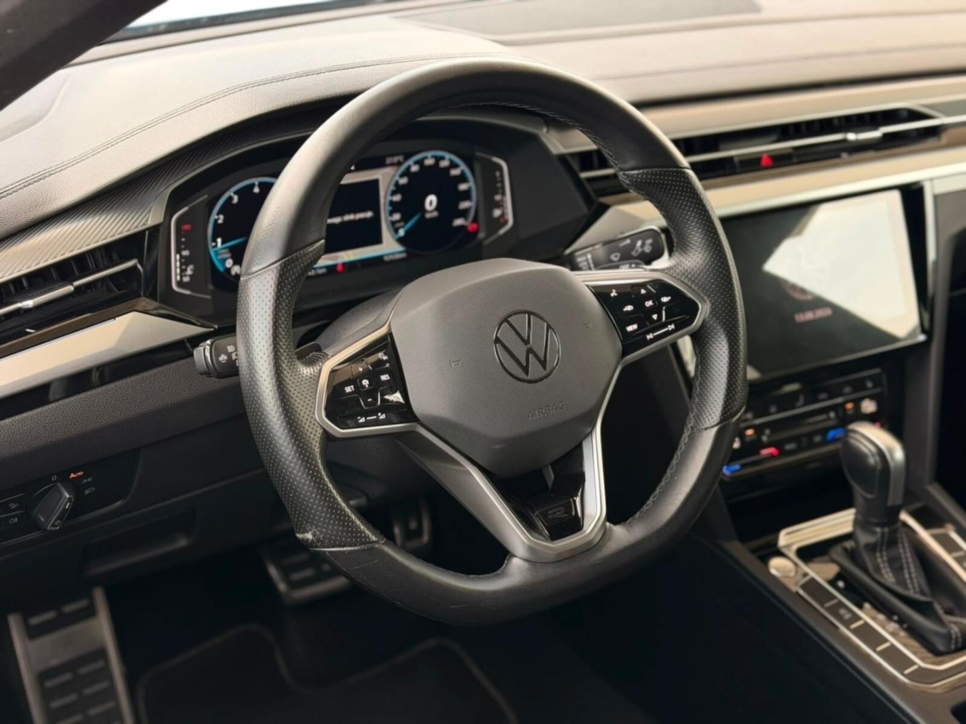 Volkswagen Arteon R-Line