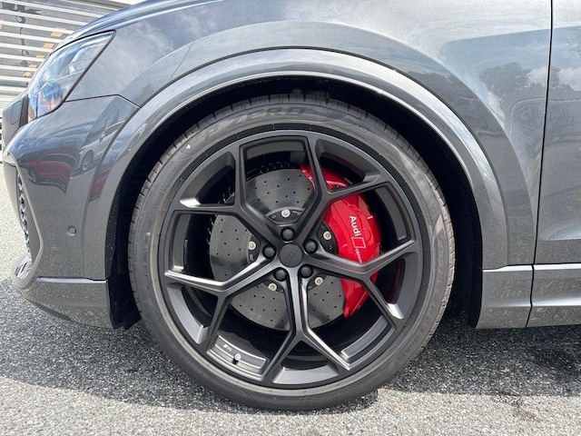2026 Audi RS Q8 SUV performance