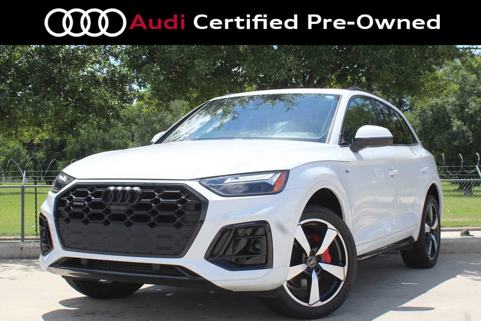 2024 Audi Q5 45 Premium Plus's photo
