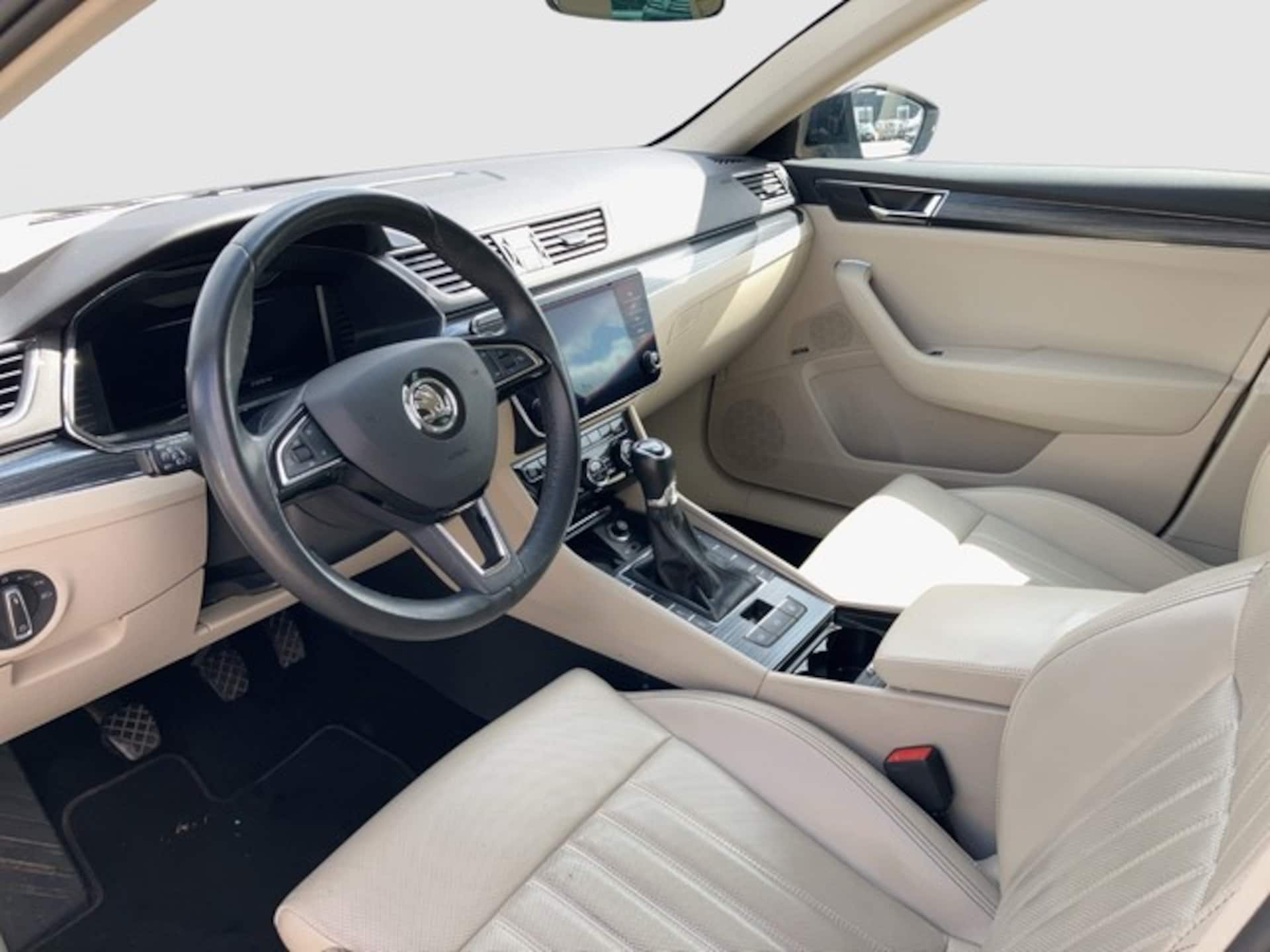 Skoda Superb Combi Style