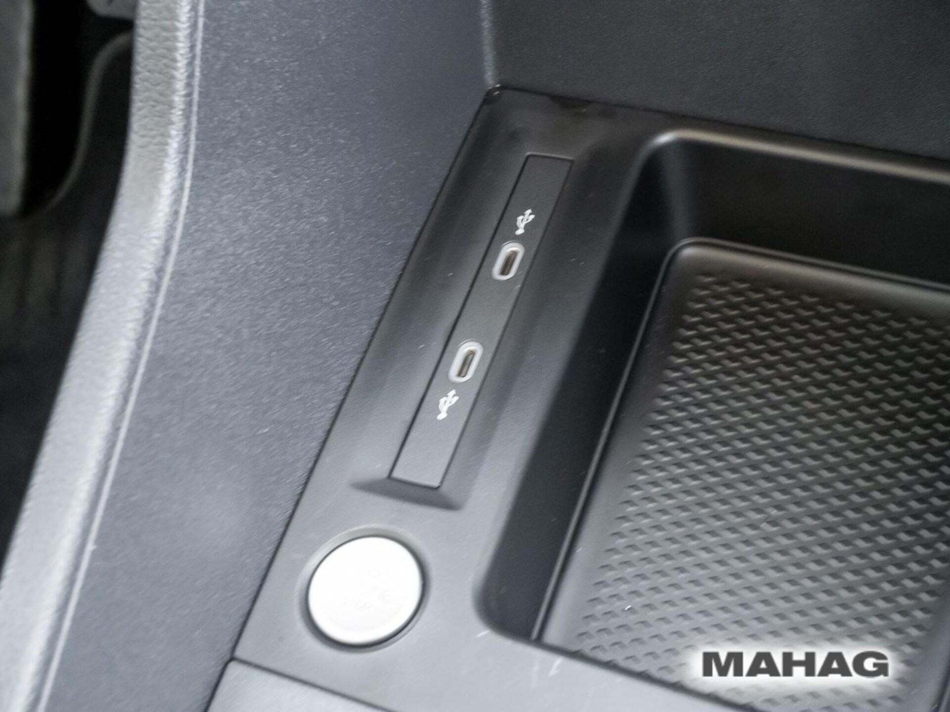 Volkswagen Caddy Basis-Modell