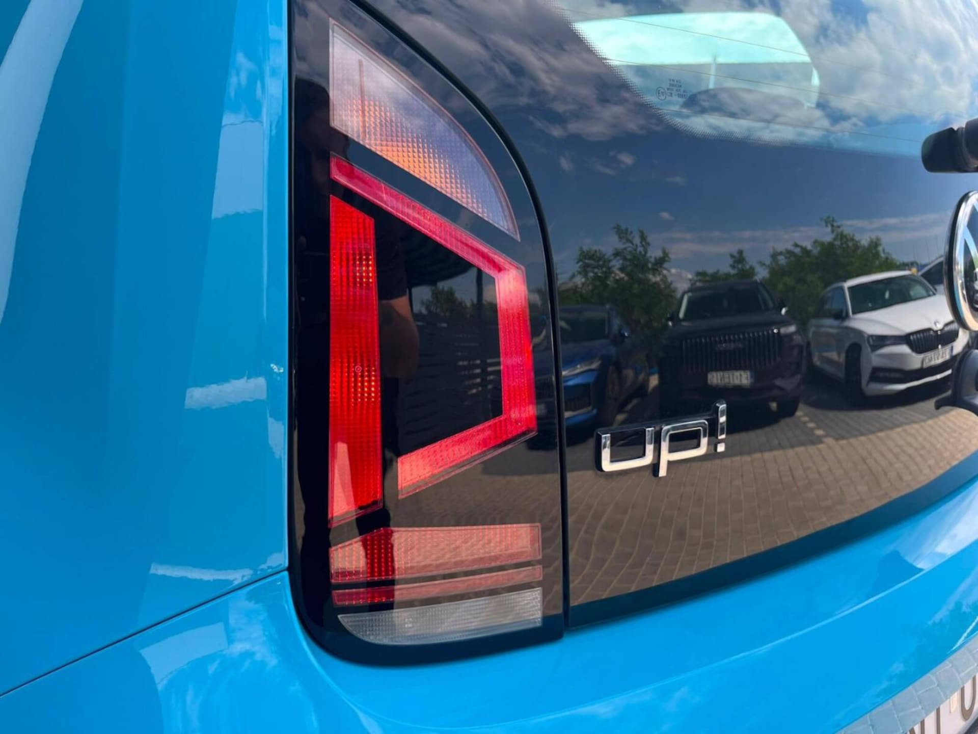 Volkswagen up!