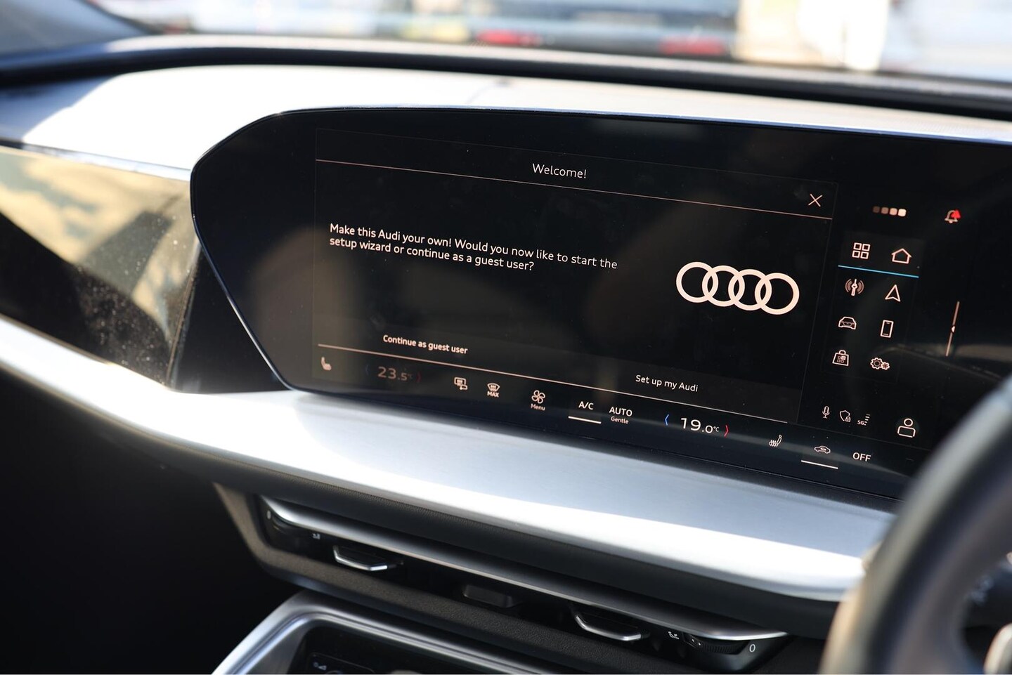 Image about Audi Q5 SUV TFSI 150 kW