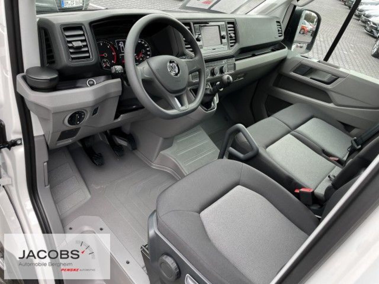 Volkswagen Crafter Einzelkabine mittlerer Radstand – Bild 13