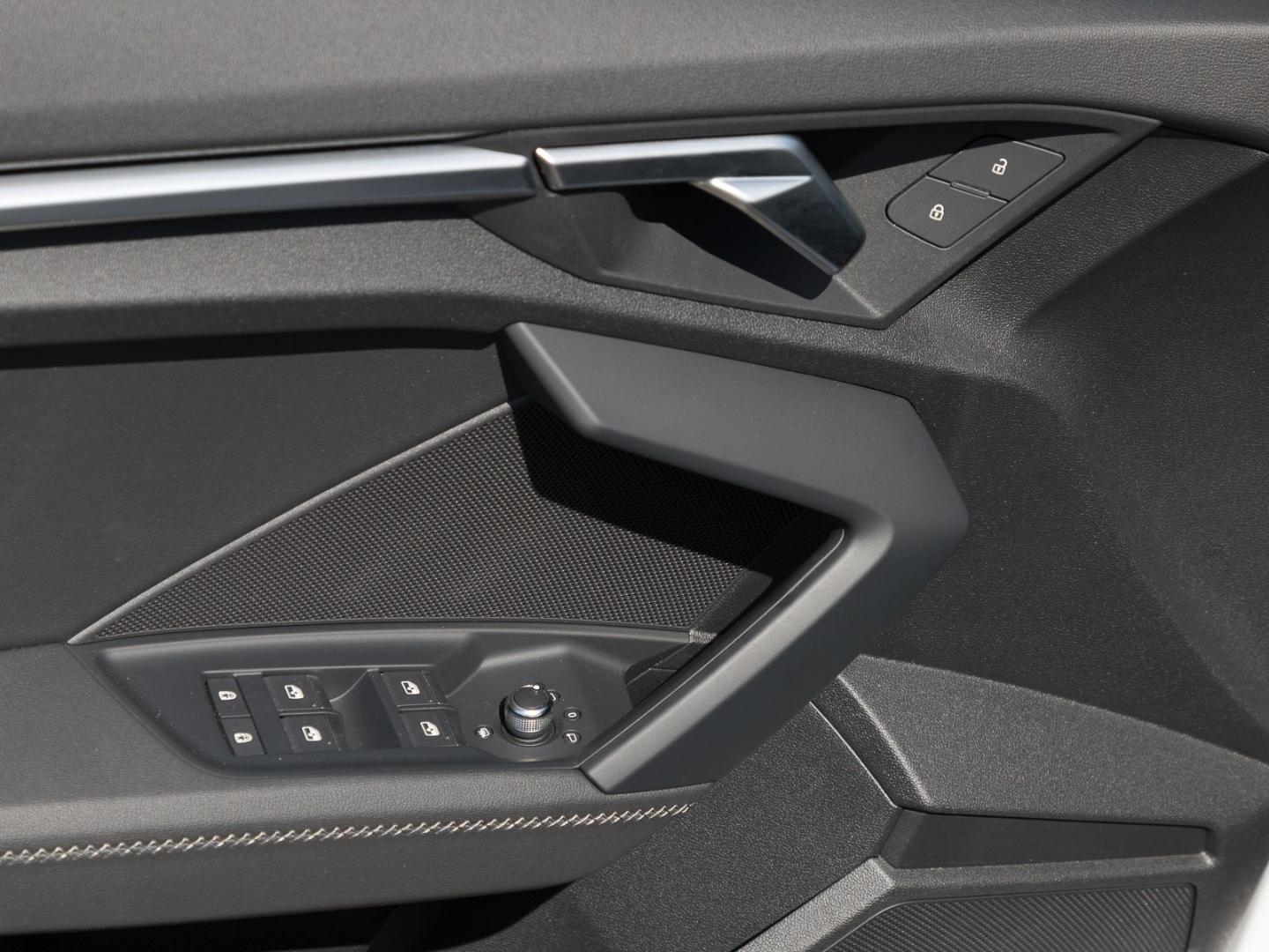 Image about Audi S3 Sportback TFSI quattro S tronic