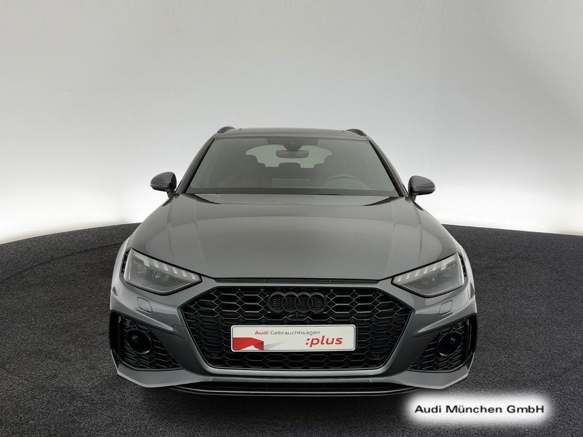Image about Audi RS 4 Avant TFSI quattro tiptronic