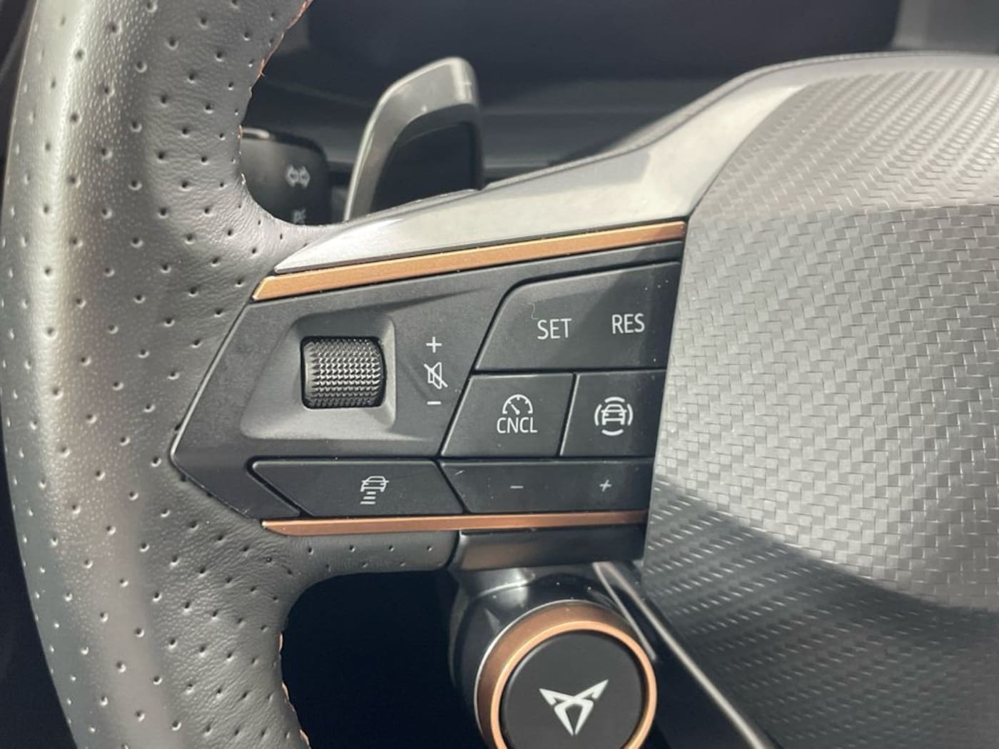CUPRA Leon Sportstourer 1.5 TSI e-Hybrid DSG 150 kW (204 CV) — photo 10