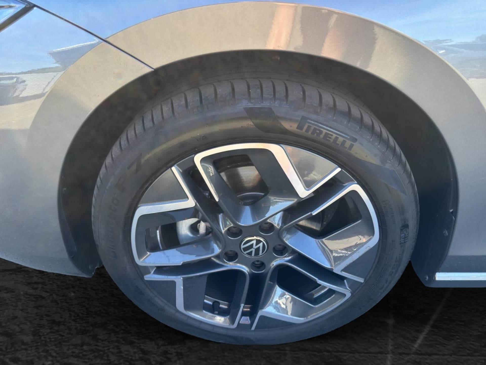 Volkswagen Passat Elegance