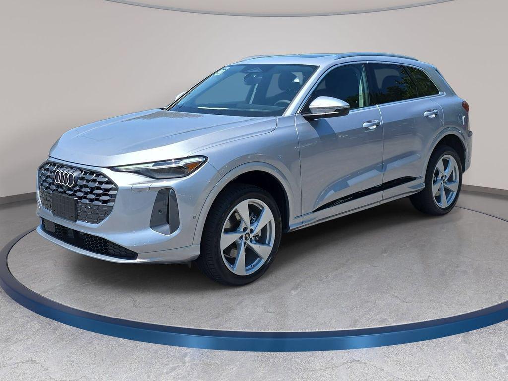 2026 Audi Q5 Premium Plus quattro's photo