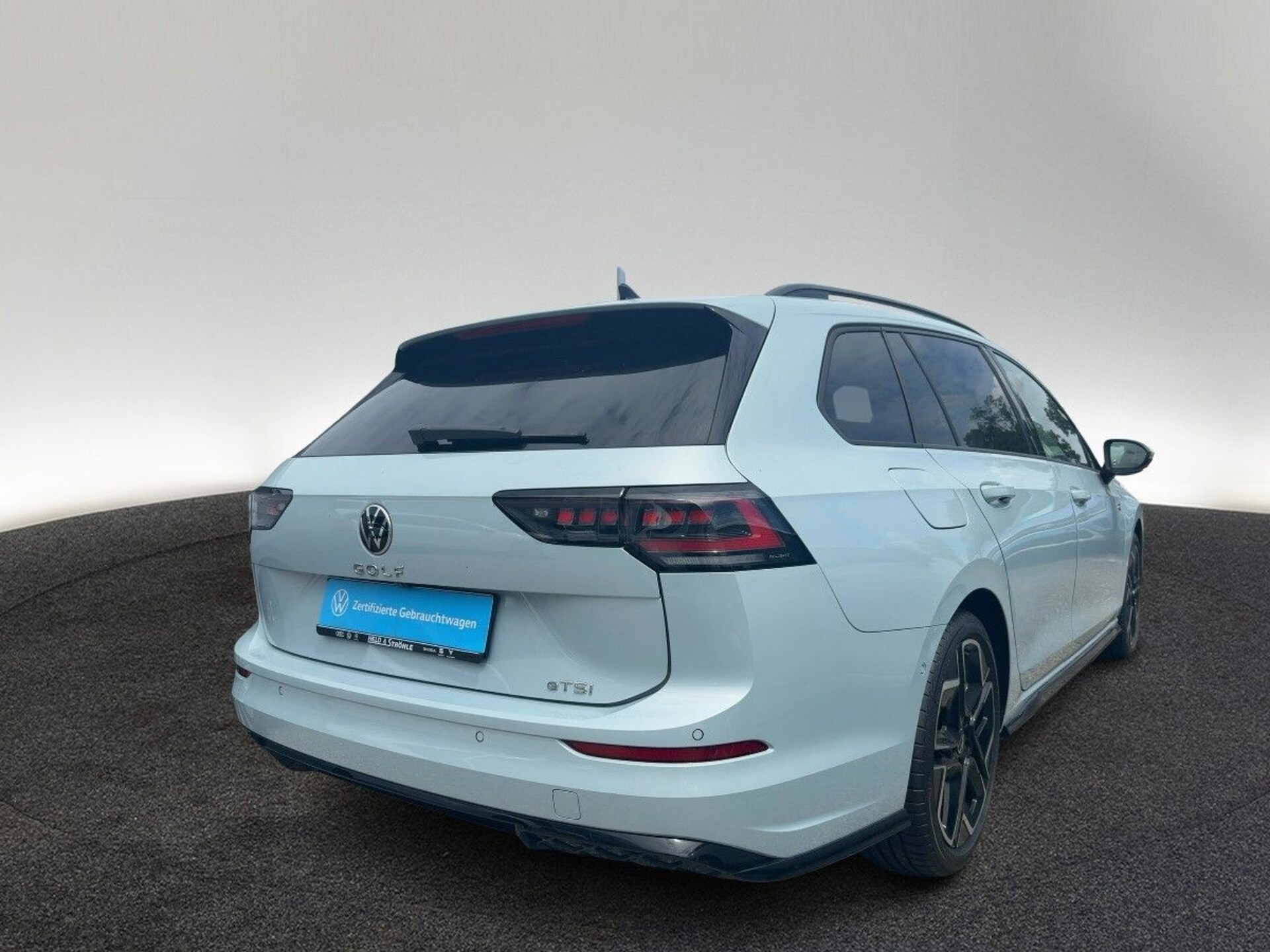 Volkswagen Golf Variant R-Line