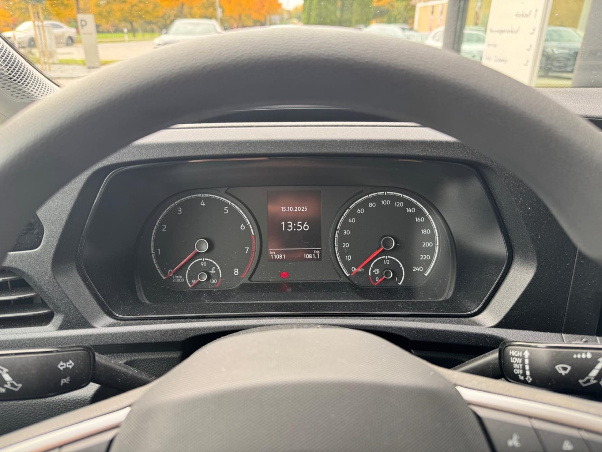 Volkswagen Caddy Basis-Modell