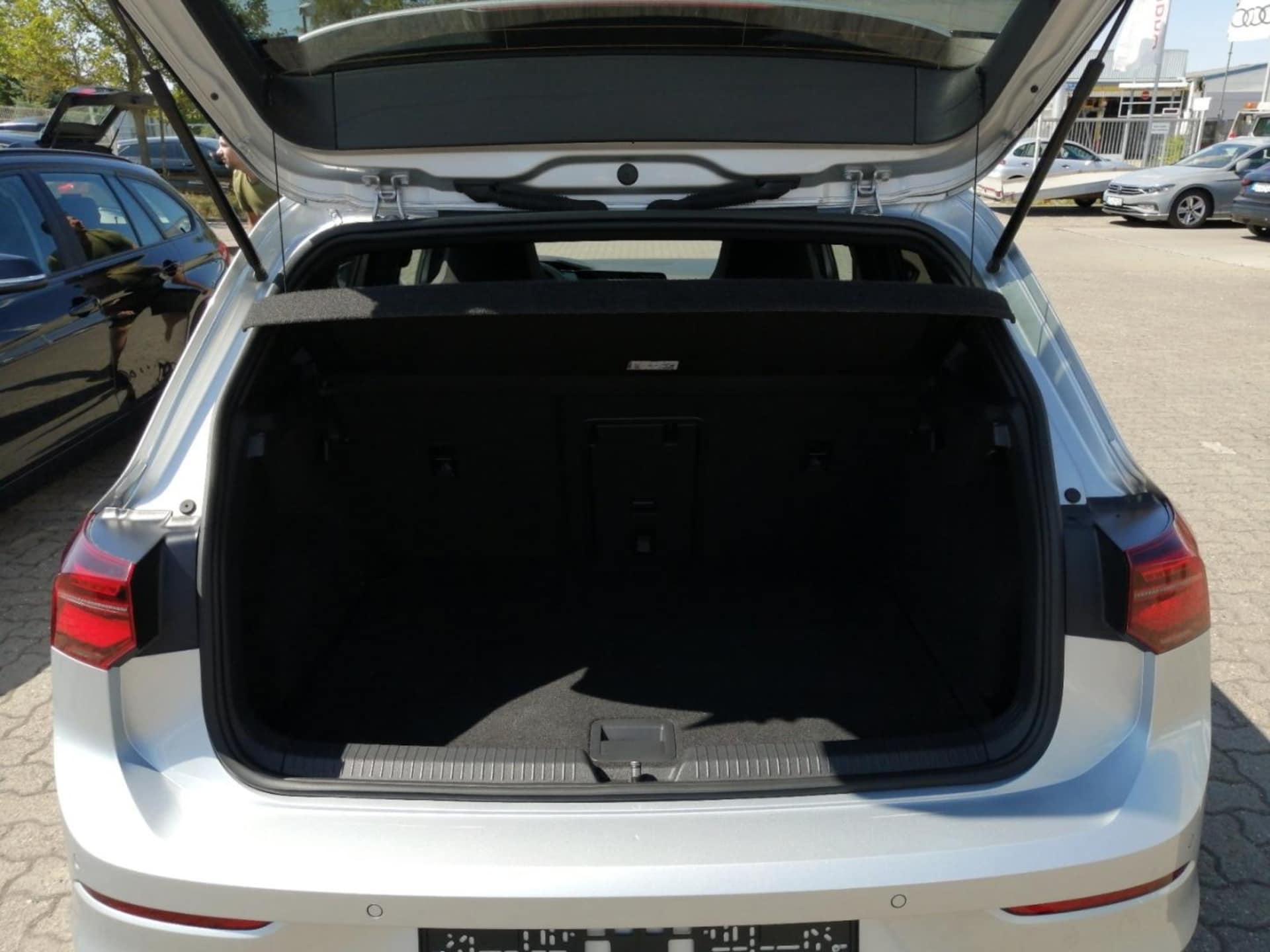 Volkswagen Golf R-Line