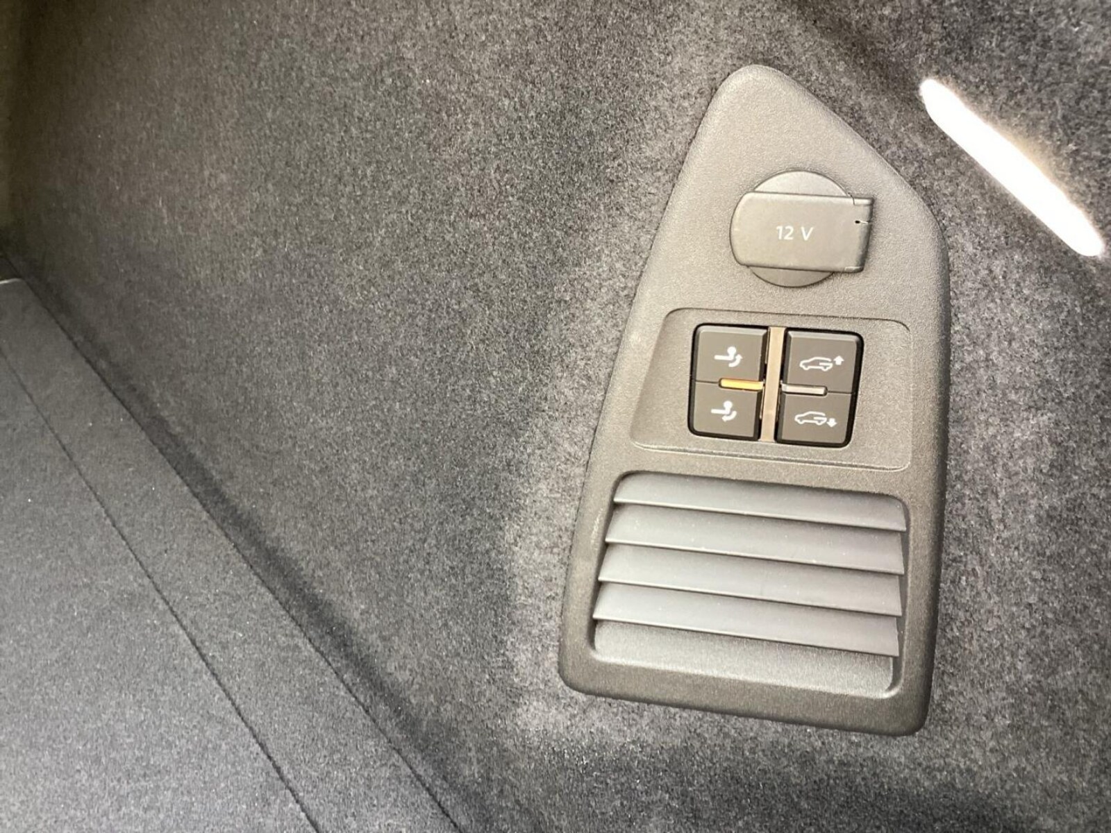 Volkswagen Touareg – Bild 23
