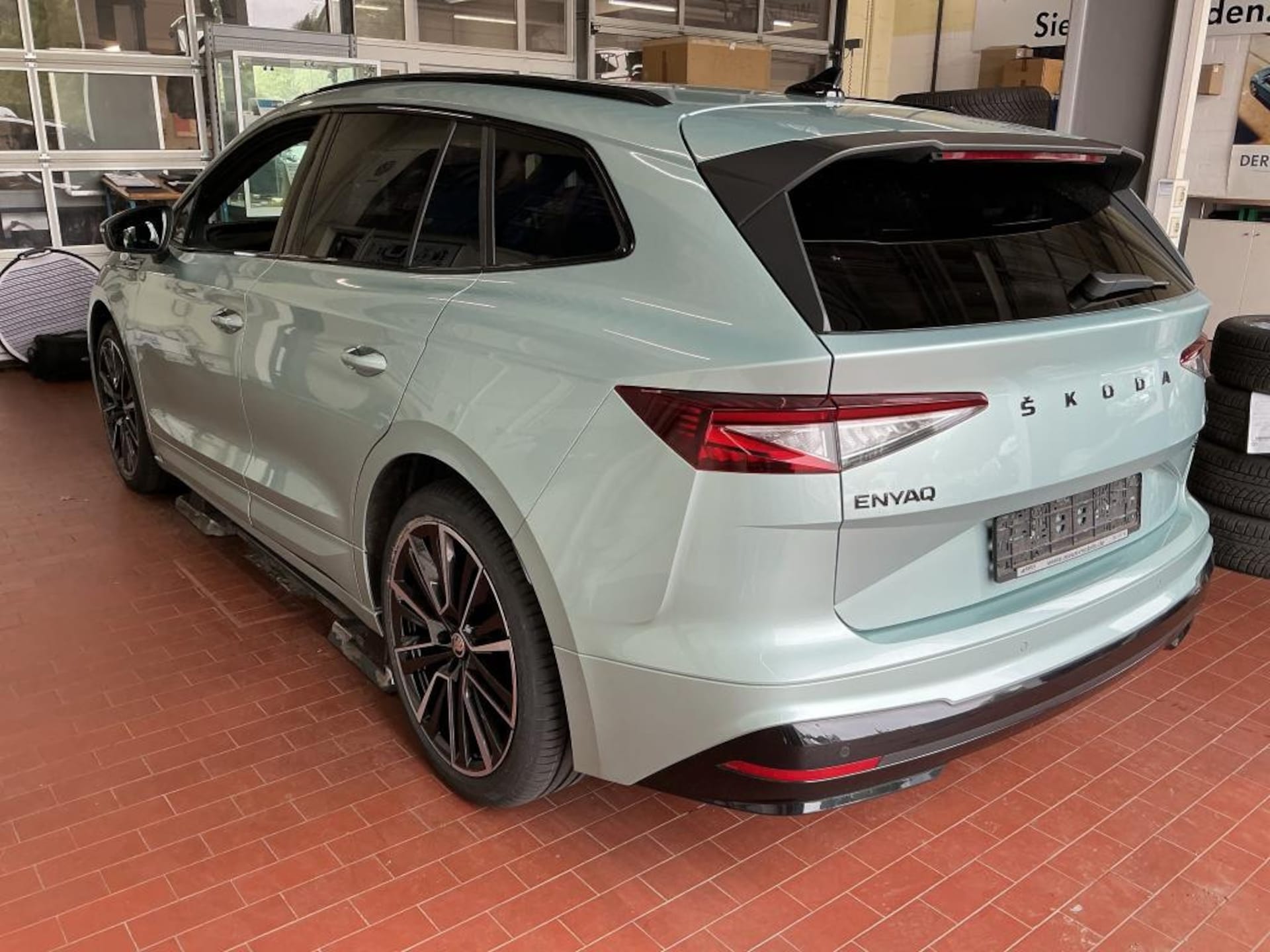 Skoda Enyaq 80X