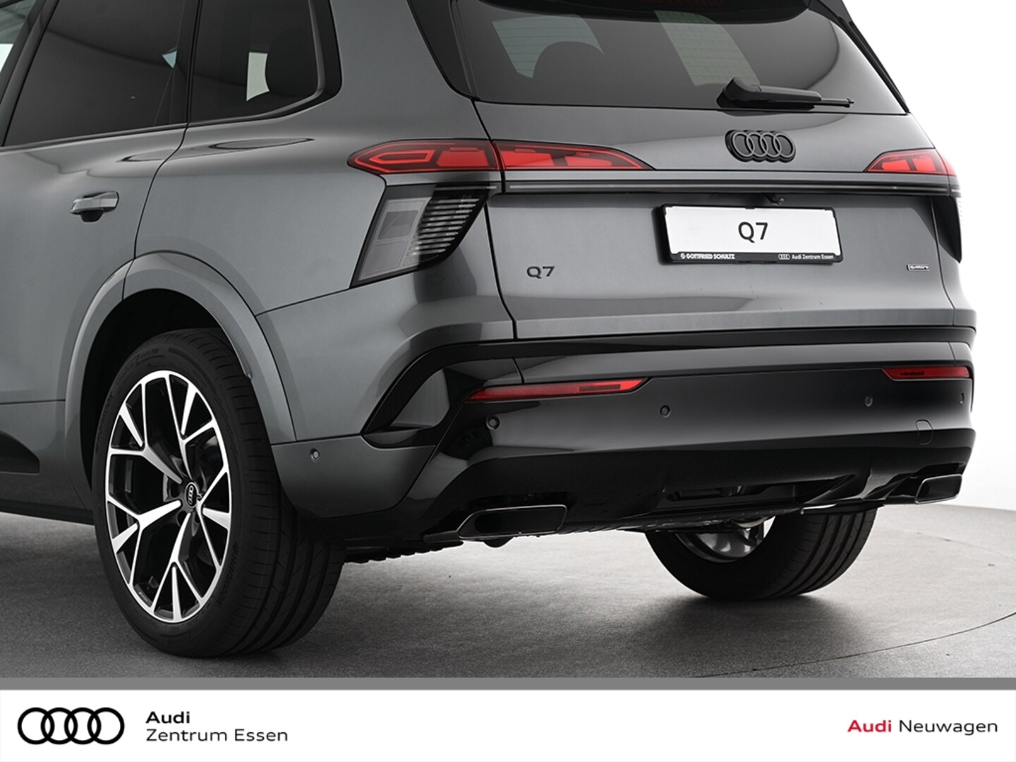 Bild über Audi Q7 SUV TDI quattro 220 kW tiptronic - für weitere Informationen kontaktieren Sie den Audi Partner
