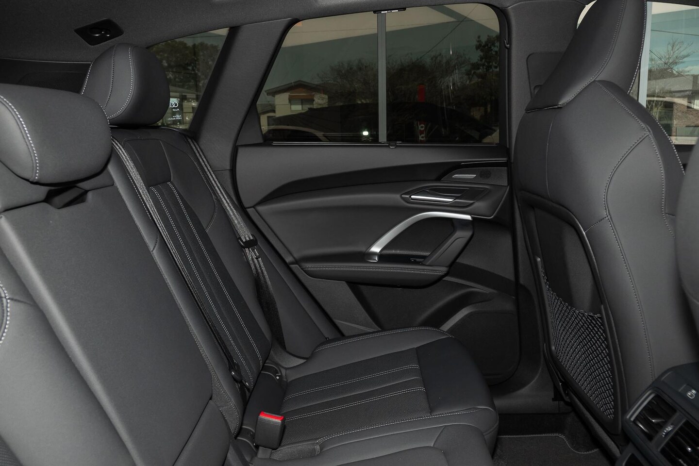 Image about Audi Q5 SUV e-hybrid quattro S tronic