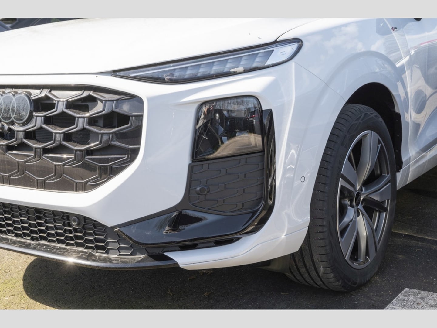 Bild über Audi Q3 Sportback TFSI 110 kW S tronic - für weitere Informationen kontaktieren Sie den Audi Partner