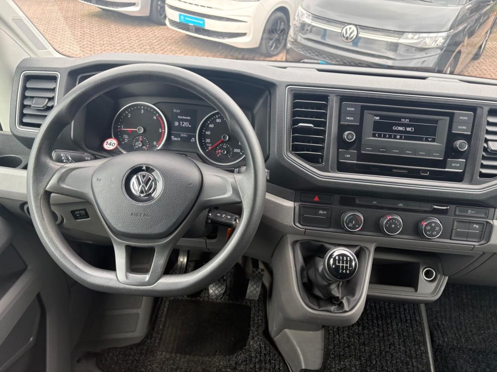 Volkswagen Crafter Kasten mittlerer Radstand
