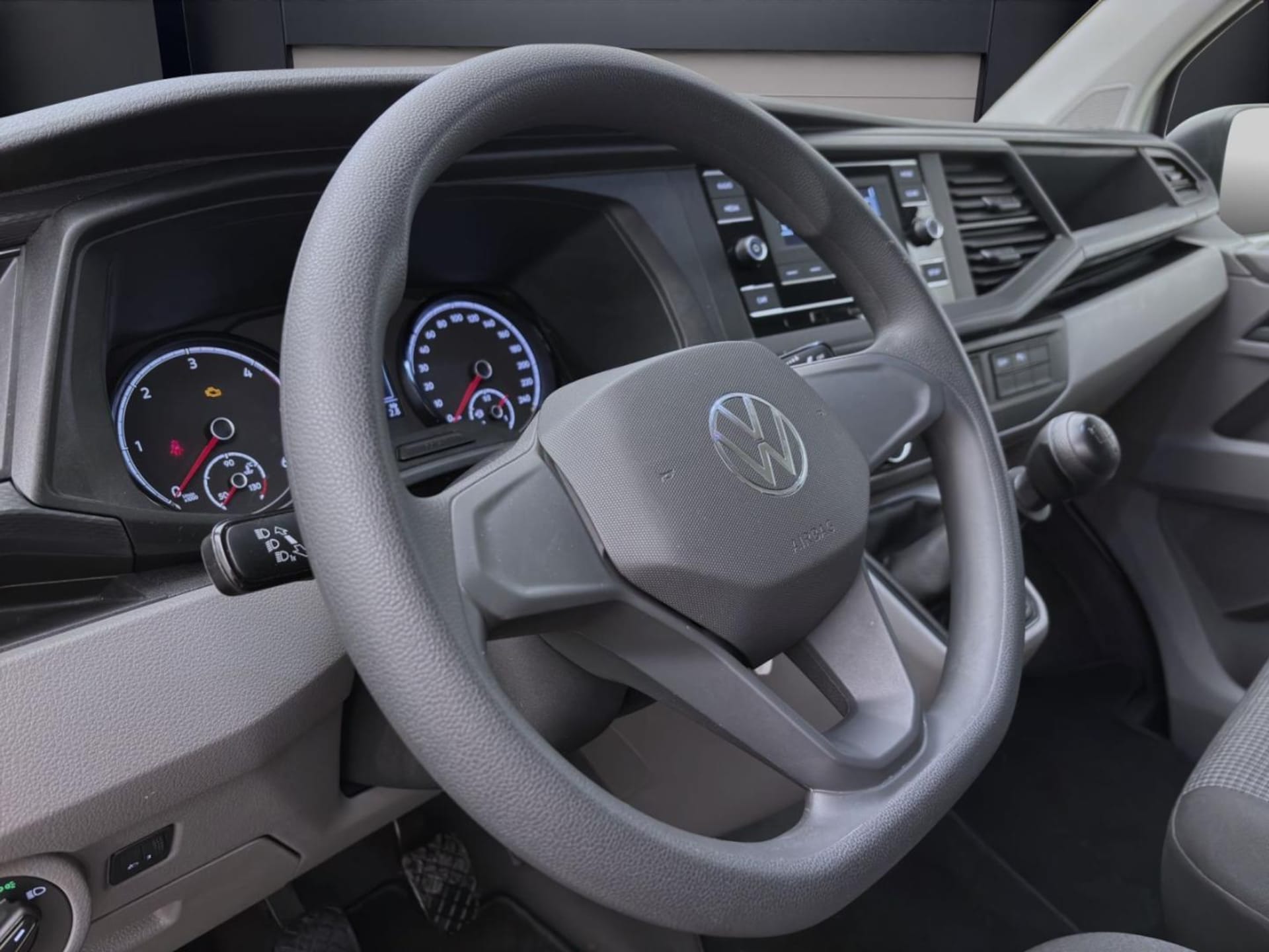 Volkswagen T6.1 Transporter Kombi kurzer Radstand