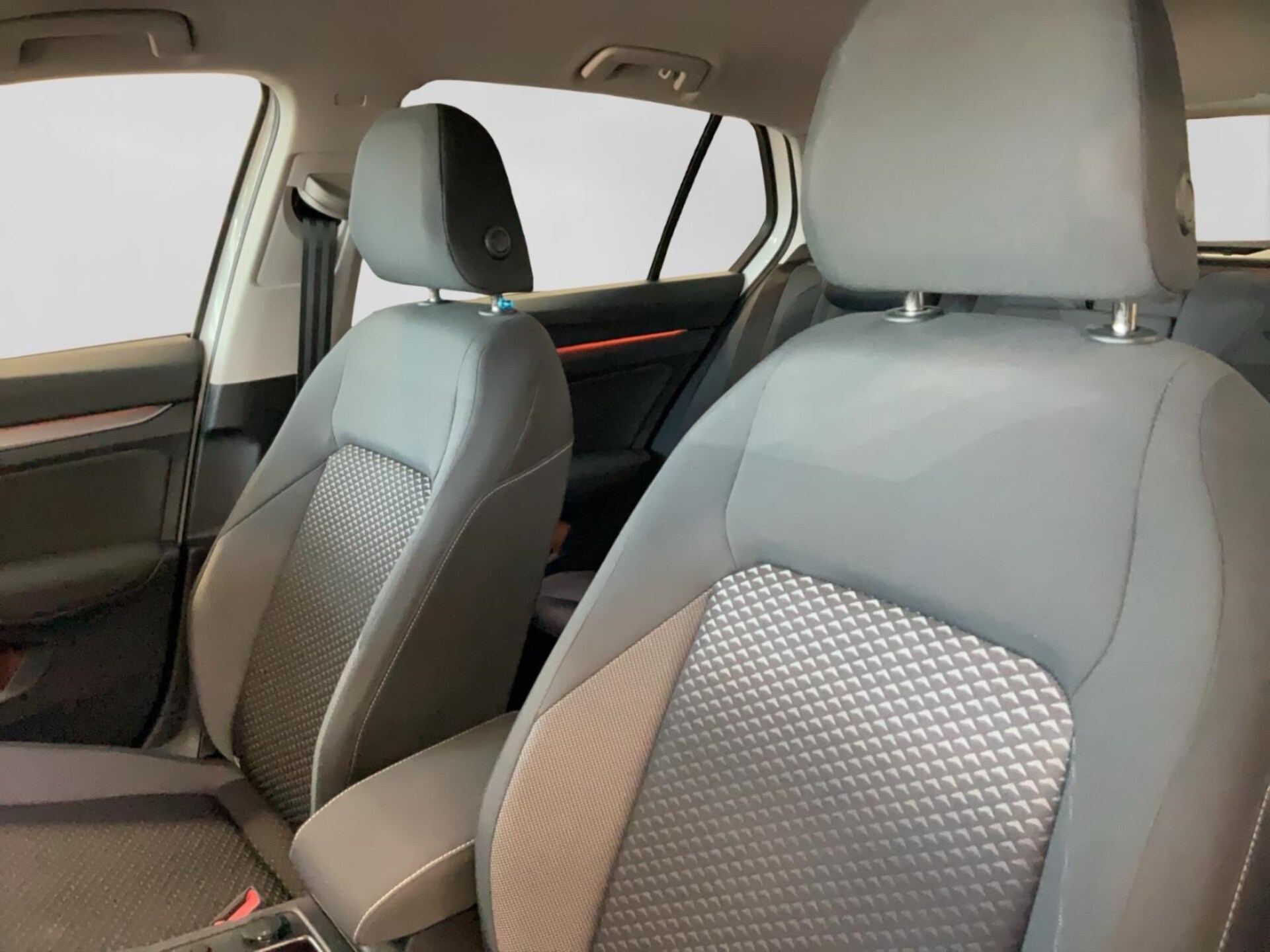 Volkswagen Golf Active