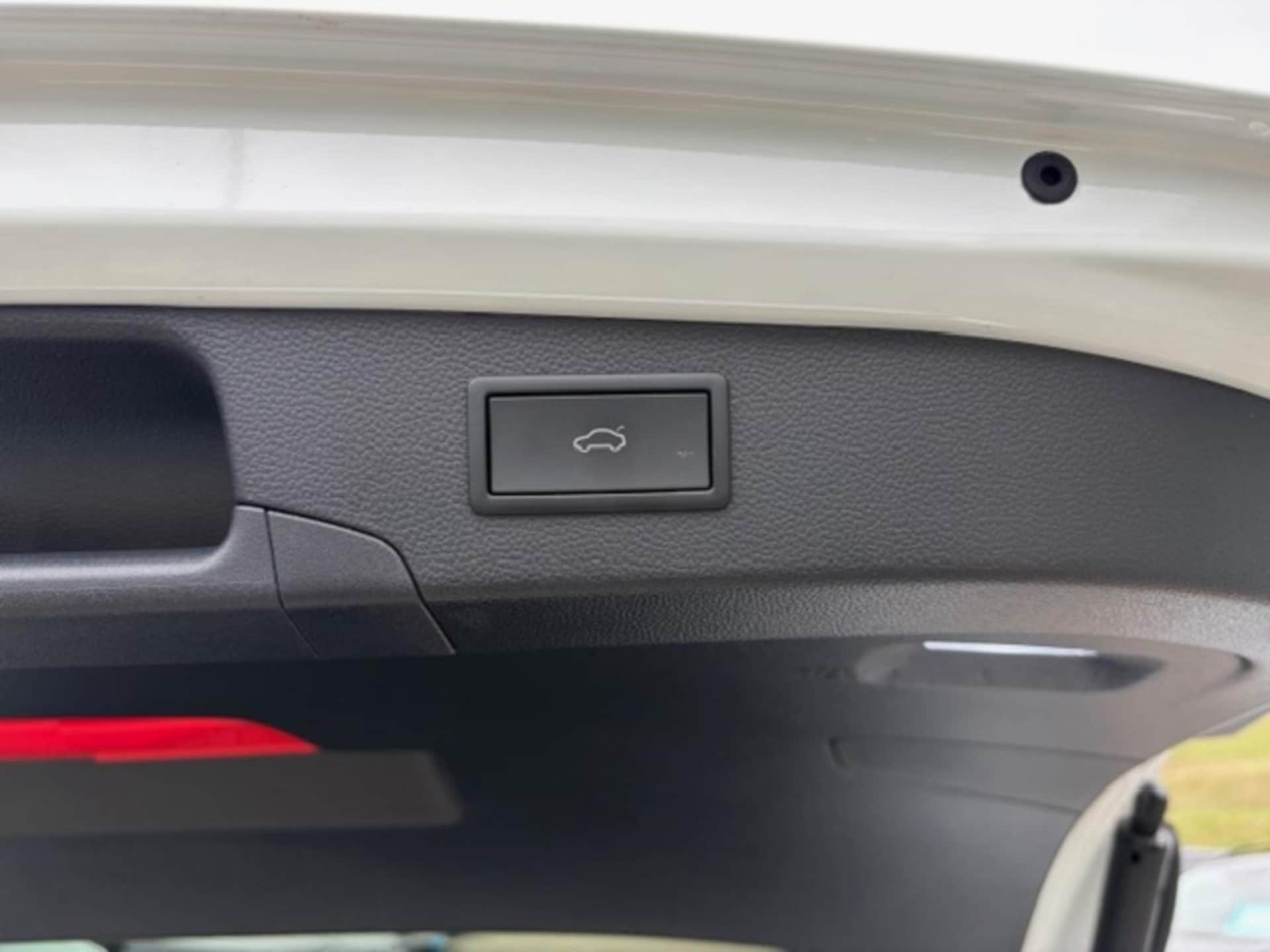 Volkswagen Passat Elegance