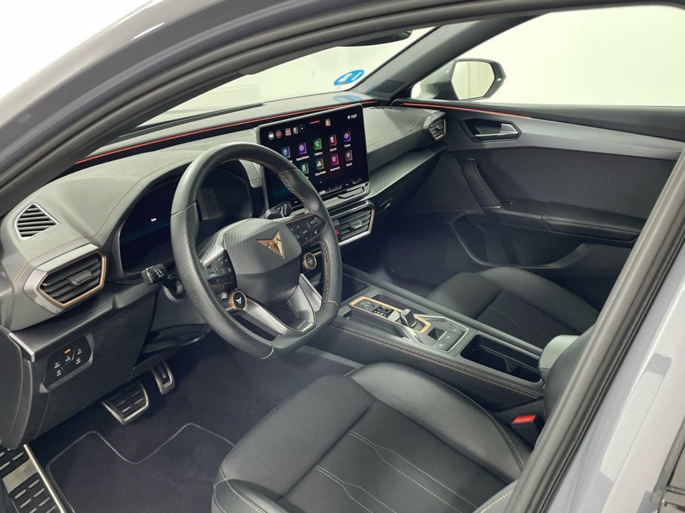 CUPRA Leon Sportstourer 1.5 TSI e-Hybrid DSG 150 kW (204 CV) — photo 16