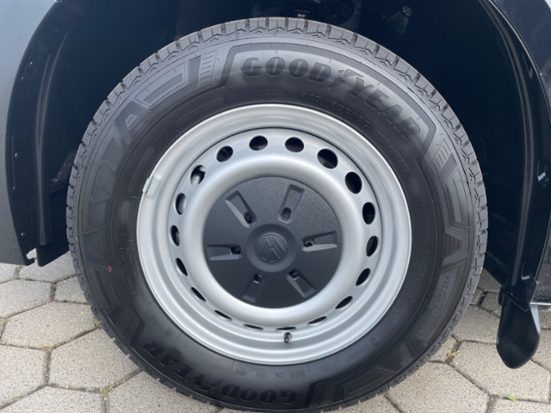 Volkswagen Transporter Kombi kurzer Radstand