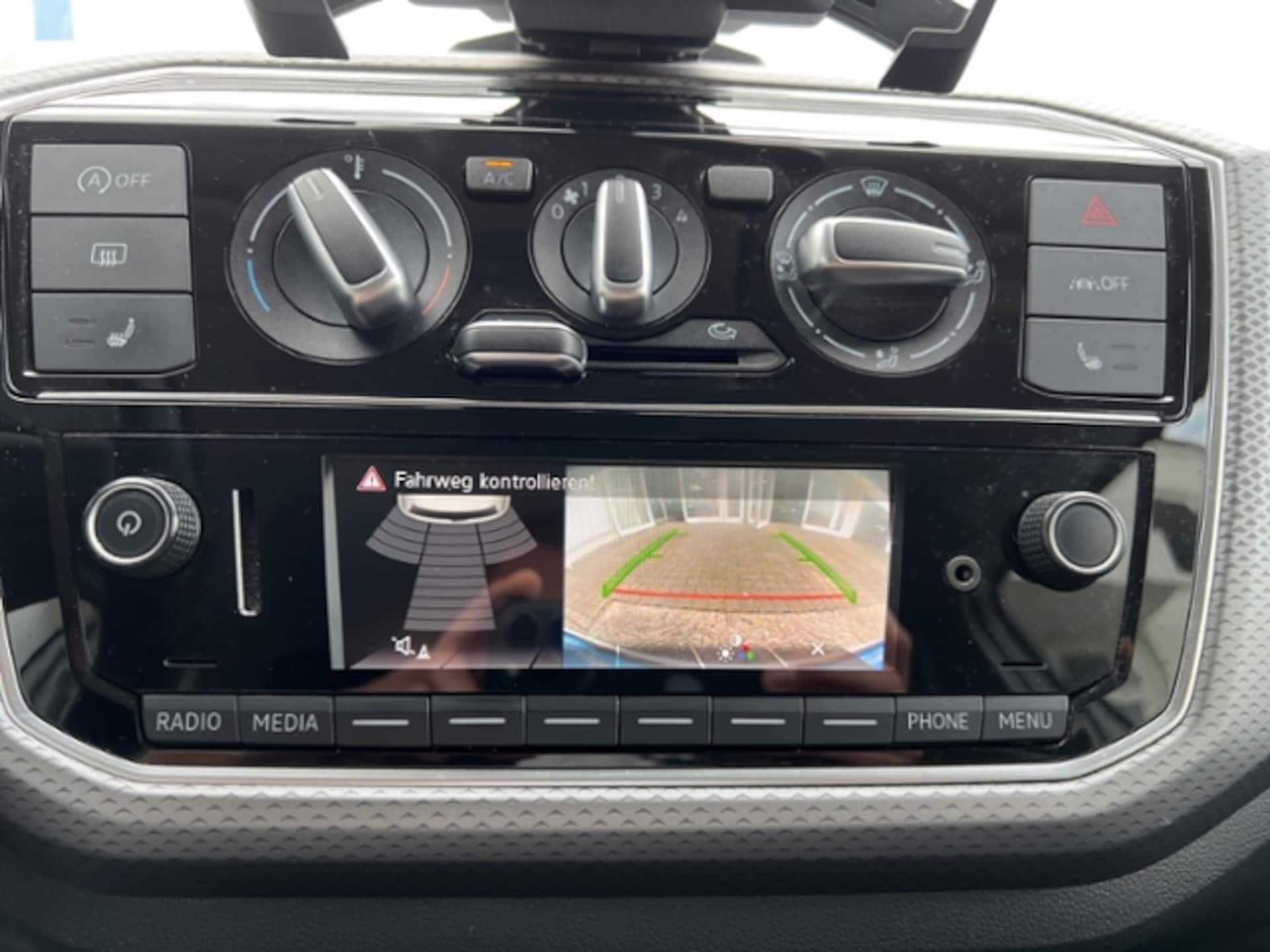 Volkswagen up! ACTIVE