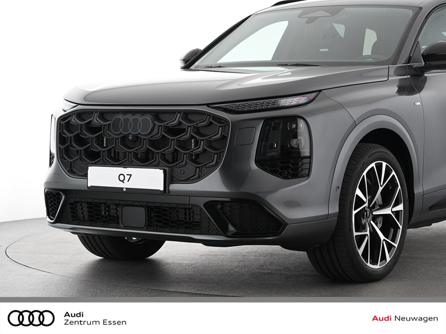 Bild über Audi Q7 SUV TDI quattro 220 kW tiptronic - für weitere Informationen kontaktieren Sie den Audi Partner