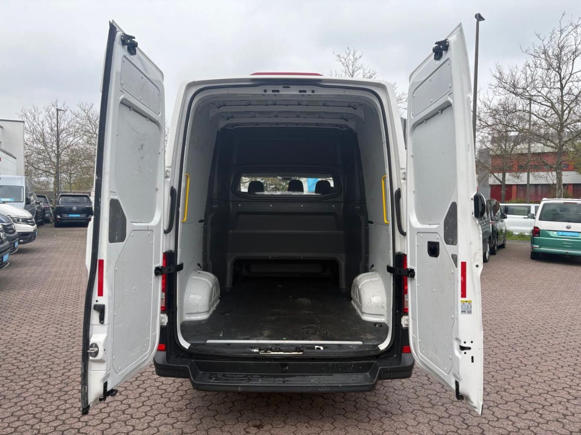 Volkswagen Crafter Kasten mittlerer Radstand